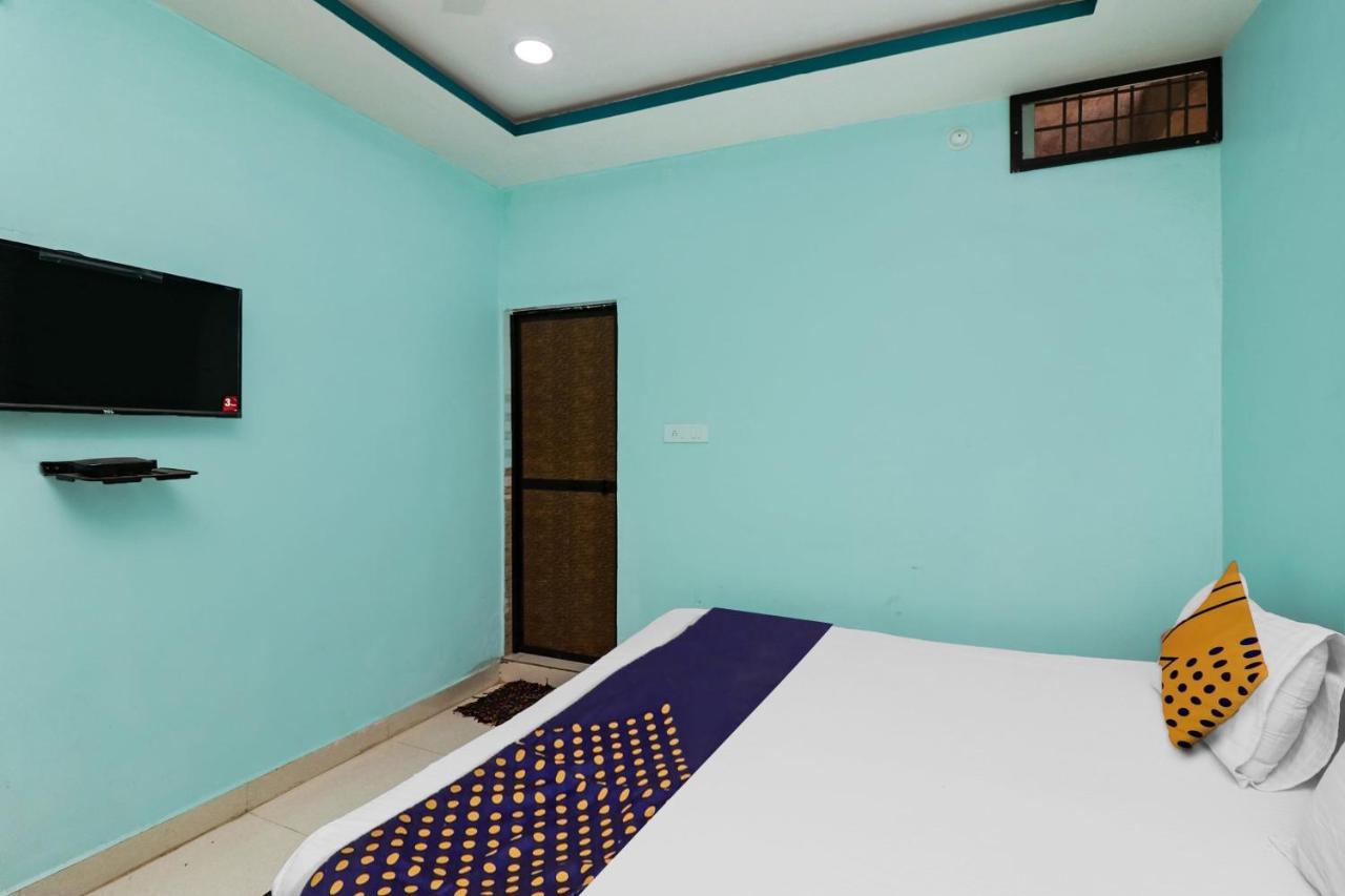 SPOT ON 37040 Hotel Ayushman Palace Bilaspur  Bagian luar foto